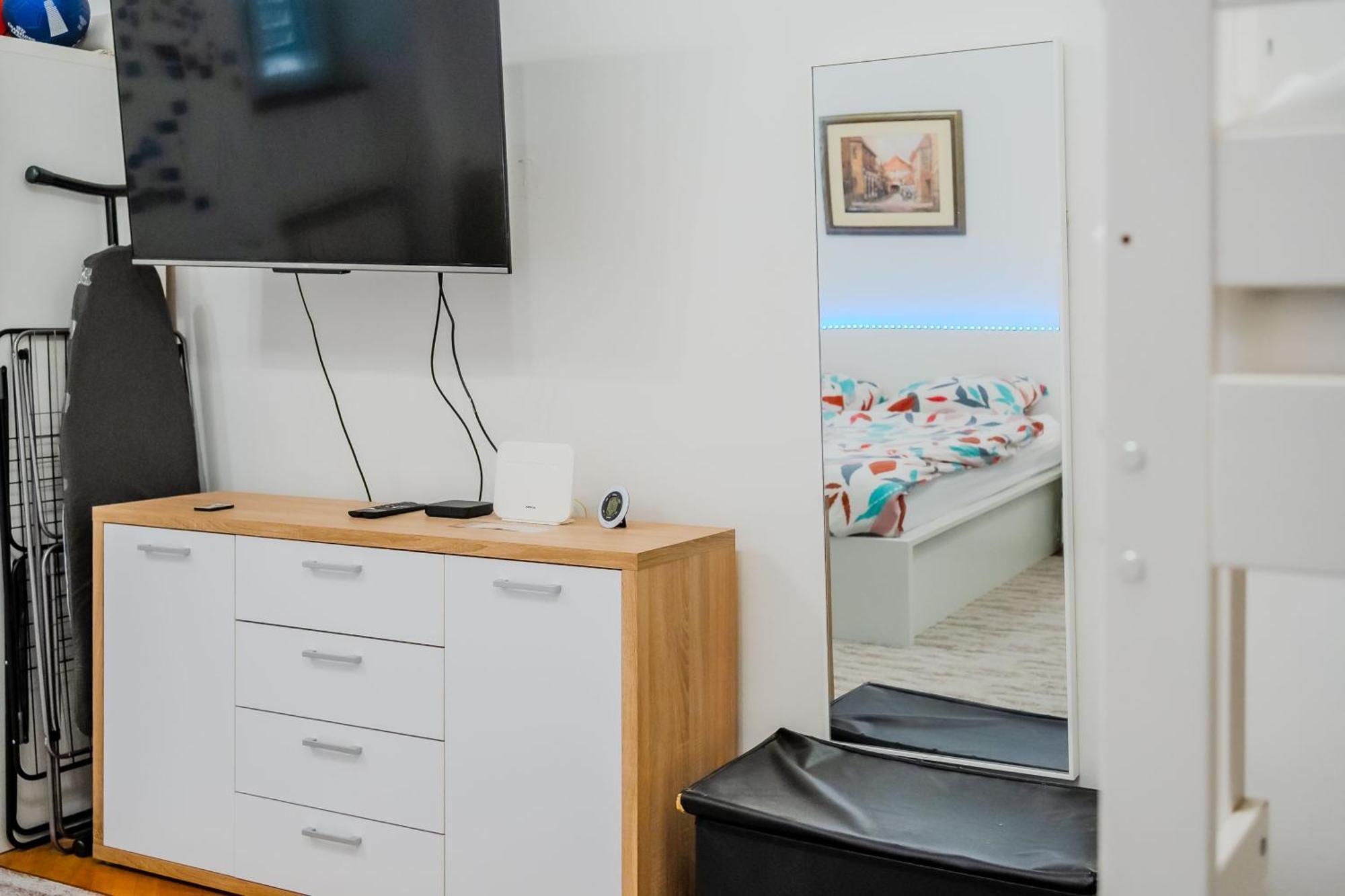 Work And Play Apartment Zagreb Eksteriør billede